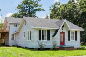 Cajun Hostel on the Crest